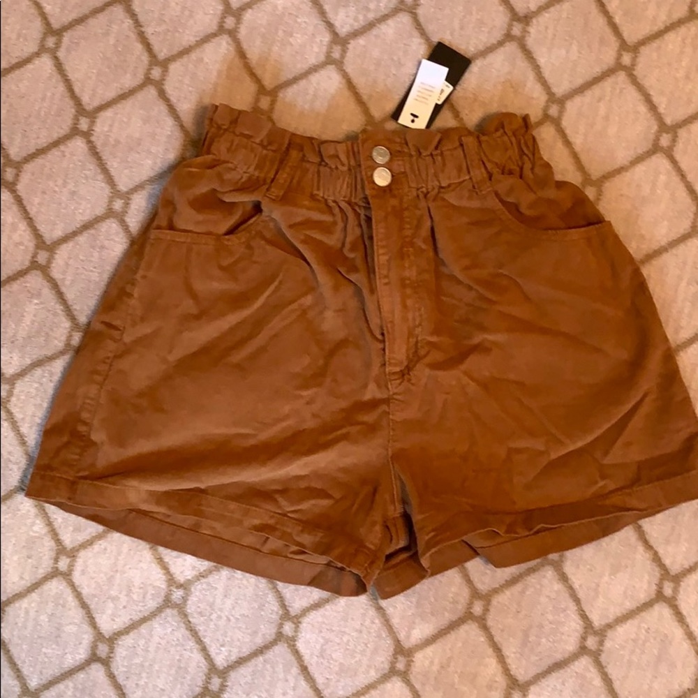 NWT TOFFEE CORDUROY SHORTS